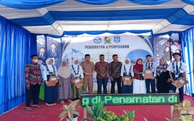 Penamatan & Perpisahan Peserta Didik Kelas IX SMP Negeri 1 Malunda Angkatan XLIII Tahun Ajaran 2024/2025